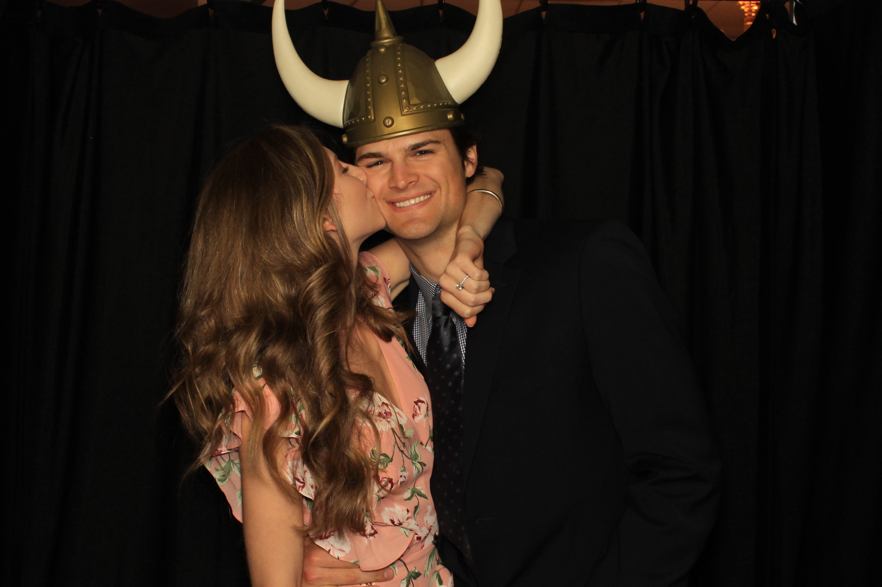 Meredith and Doug Wedding | View more photos from the event at gallery.photoboothcincy.com/u/PhotoBoothCincy/Meredith-and-Doug-Wedding
